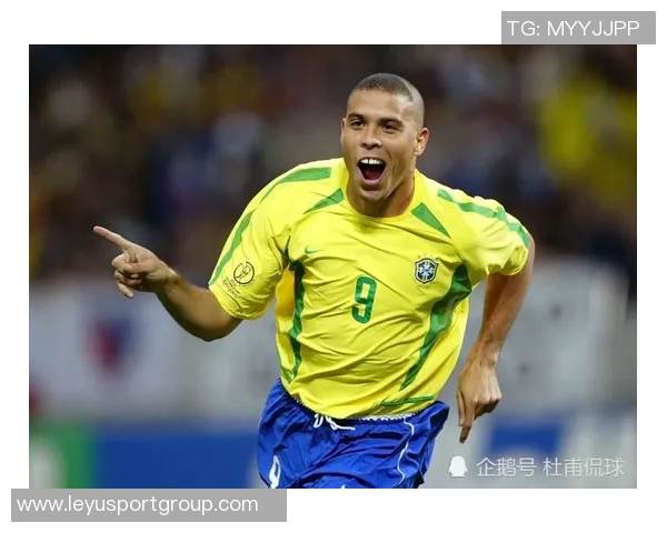 上田绮世大四喜轰18球领跑荷甲射手榜展现超强攻击力